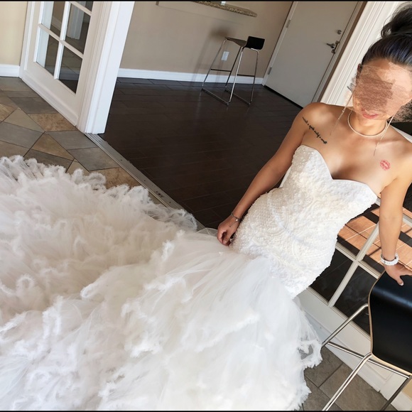 New original design mermaid wedding dress - Picture 3 of 5